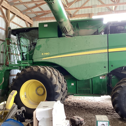 2021 John Deere S780 Combine