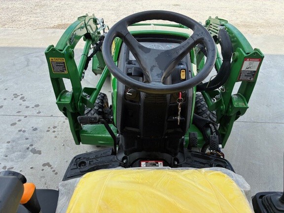 2024 John Deere 1025R Tractor Compact