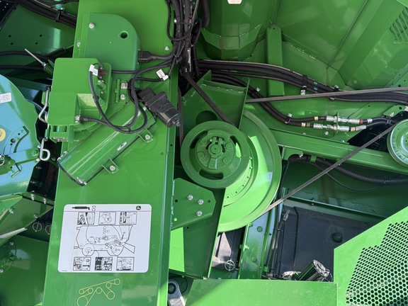 2023 John Deere S780 Combine