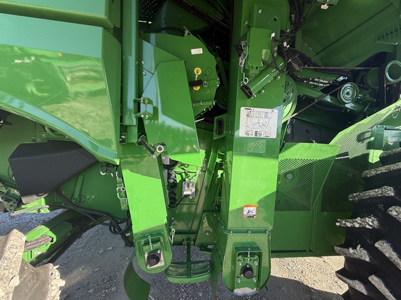 2023 John Deere S780 Combine