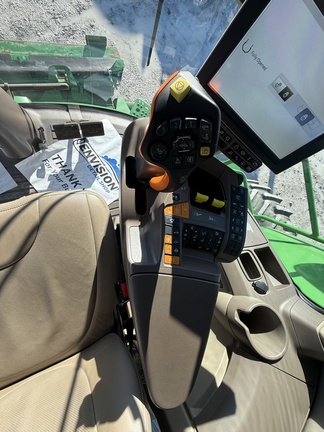 2023 John Deere S780 Combine