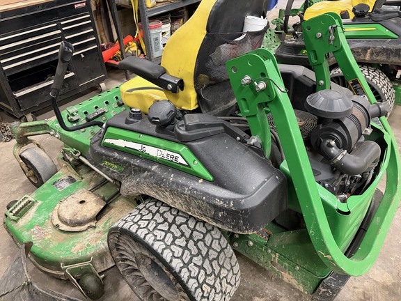 2022 John Deere Z970R Mower/Zero Turn