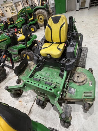 2022 John Deere Z970R Mower/Zero Turn