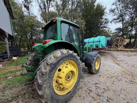 2007 John Deere 7520 Tractor