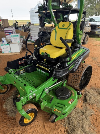 2024 John Deere Z960M Mower/Zero Turn