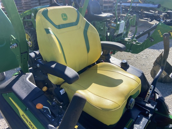 2024 John Deere Z960M Mower/Zero Turn