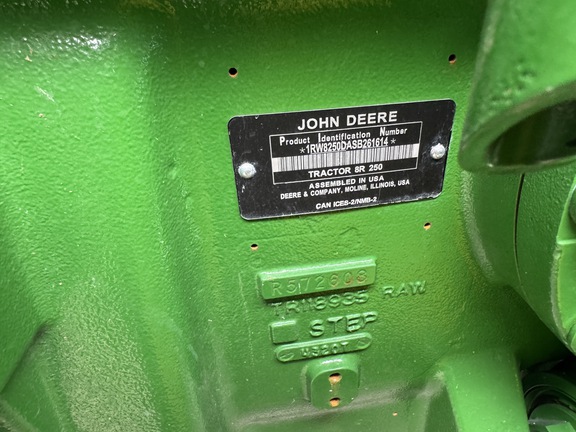 2025 John Deere 8R 250 Tractor