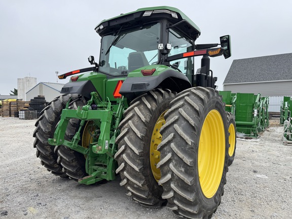 2025 John Deere 7R 210 Tractor