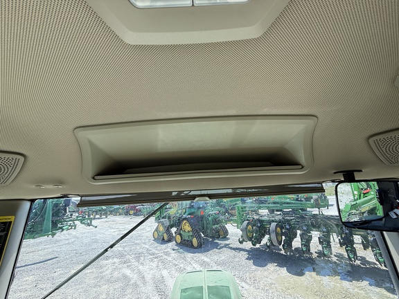 2025 John Deere 8R 280 Tractor