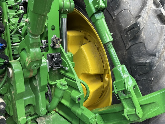 2025 John Deere 8R 370 Tractor