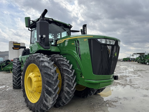 2025 John Deere 9R 390 Tractor 4WD
