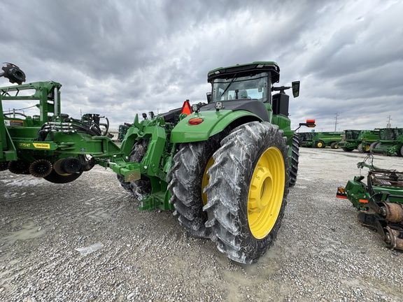 2025 John Deere 9R 390 Tractor 4WD