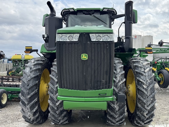 2025 John Deere 9R 390 Tractor 4WD
