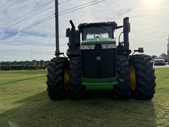 2025 John Deere 9R 440 Tractor 4WD