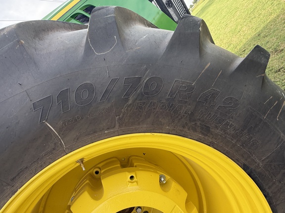 2025 John Deere 9R 440 Tractor 4WD