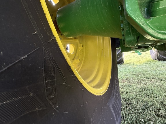 2025 John Deere 9R 440 Tractor 4WD