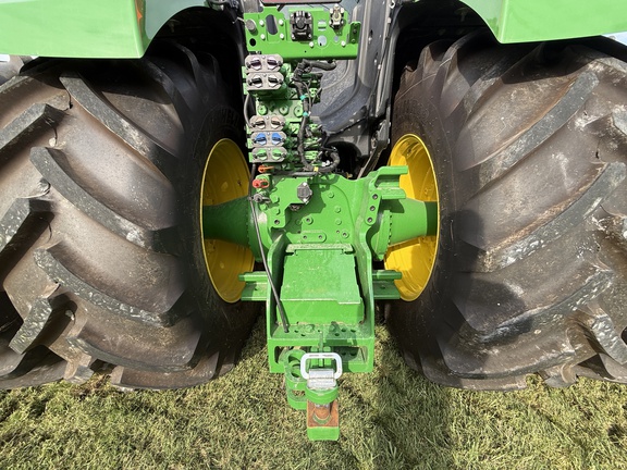 2025 John Deere 9R 440 Tractor 4WD