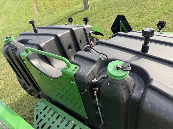 2025 John Deere 9R 440 Tractor 4WD