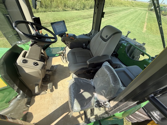 2025 John Deere 9R 540 Tractor 4WD