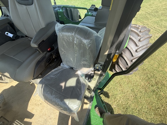 2025 John Deere 9R 540 Tractor 4WD