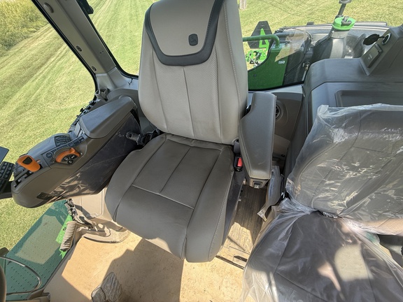 2025 John Deere 9R 540 Tractor 4WD