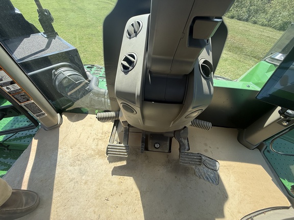 2025 John Deere 9R 540 Tractor 4WD