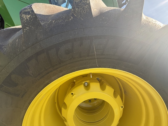 2025 John Deere 9R 590 Tractor 4WD