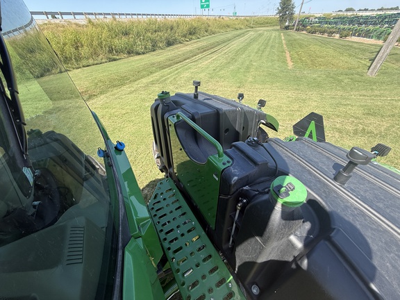 2025 John Deere 9R 590 Tractor 4WD