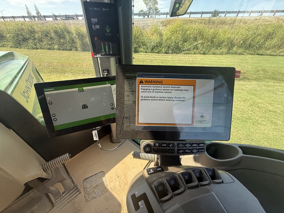 2025 John Deere 9R 590 Tractor 4WD