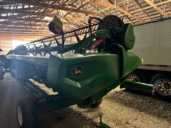 2022 John Deere RD35F Header Combine