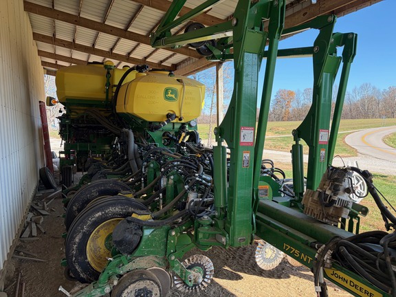2025 John Deere 1775NT Planter