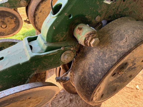 2025 John Deere 1775NT Planter