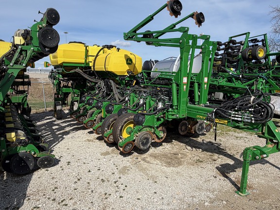 2025 John Deere 1775NT Planter