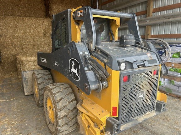 2022 John Deere 324G Skid Steer Loader