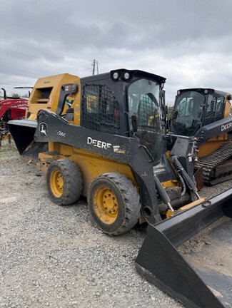 2022 John Deere 324G Skid Steer Loader