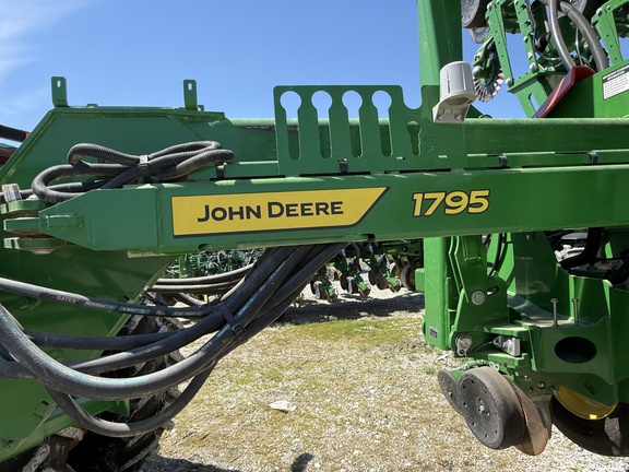2025 John Deere 1795 Planter