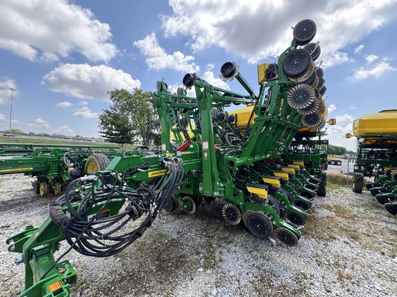 2025 John Deere 1795 Planter