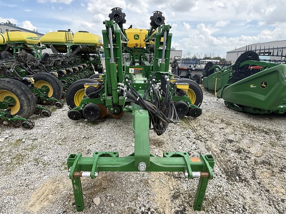 2025 John Deere 1775NT Planter