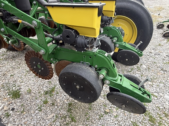 2025 John Deere 1775NT Planter