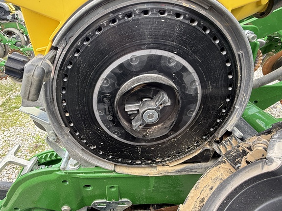 2025 John Deere 1775NT Planter