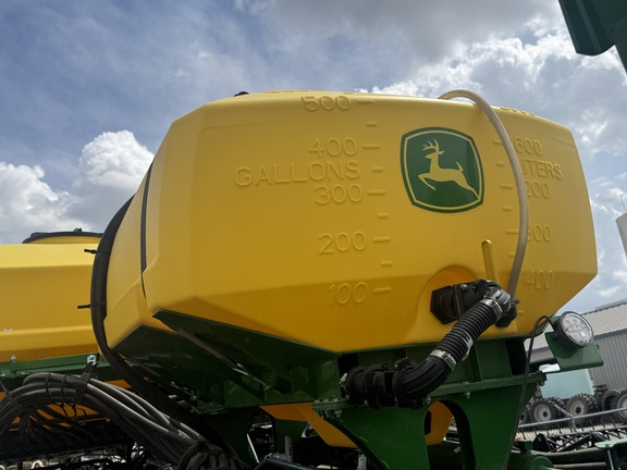 2025 John Deere 1775NT Planter
