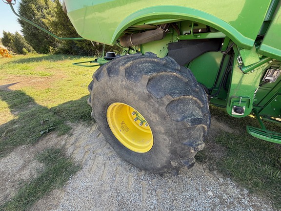 2020 John Deere S780 Combine
