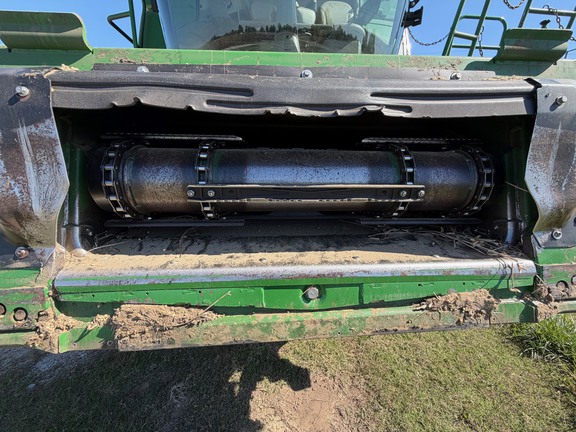 2020 John Deere S780 Combine