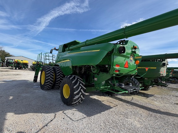 2020 John Deere S780 Combine