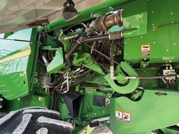 2020 John Deere S780 Combine