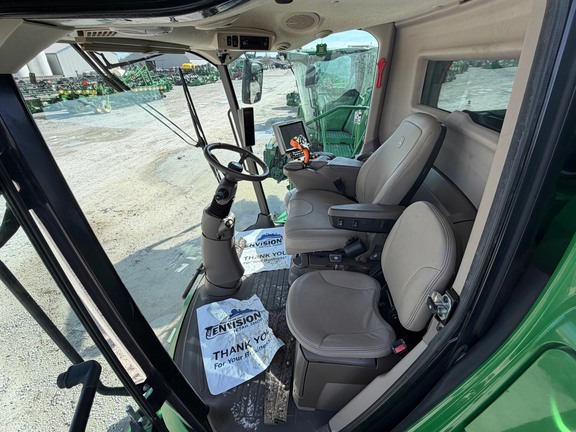 2020 John Deere S780 Combine