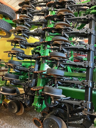 2024 John Deere N536C Air Seeder