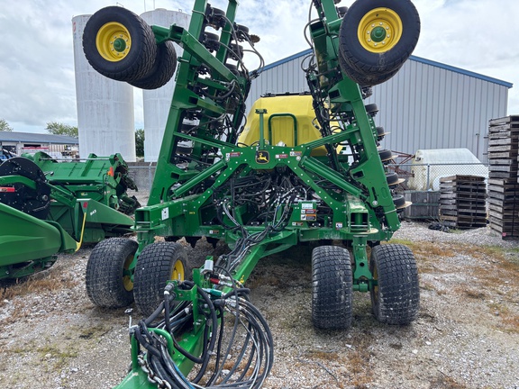 2024 John Deere N536C Air Seeder