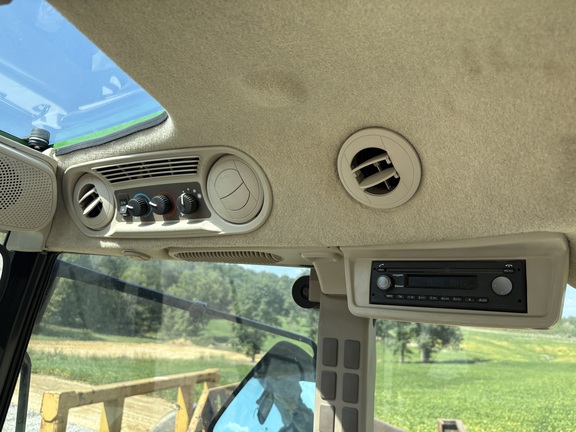 2020 John Deere 5100M Tractor