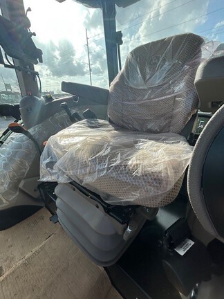 2020 John Deere 5065E Tractor